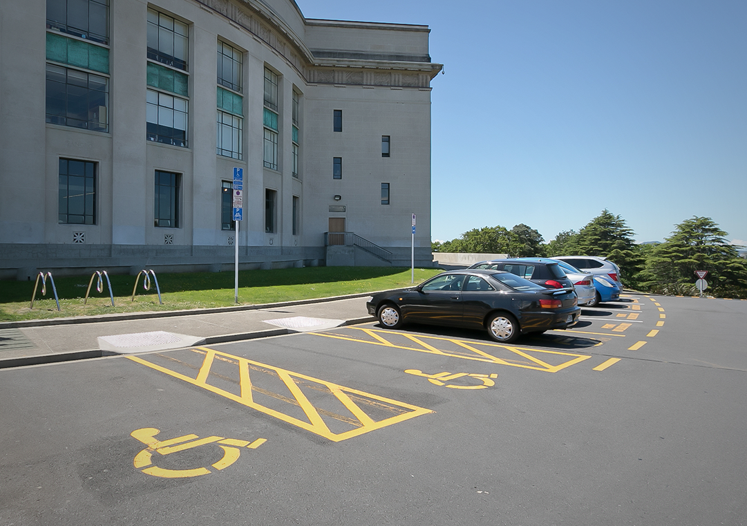 Accessible parking spaces are located adjacent the path leading to the entrance, so users aren’t required to cross the car park.